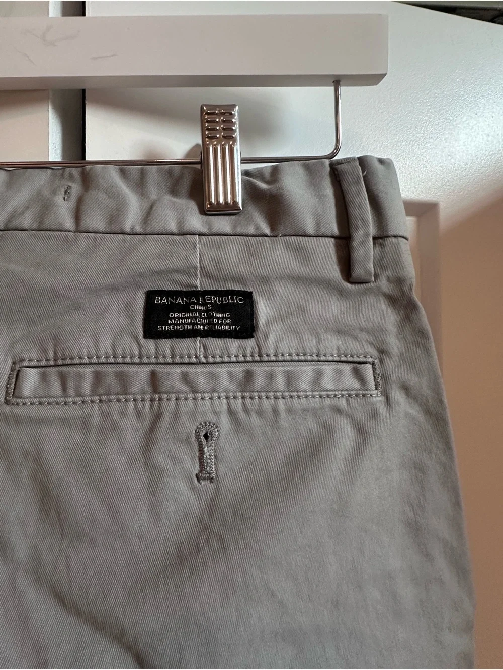 Banana Republic Slim Fit Men’s Chino Pants - Light Gray